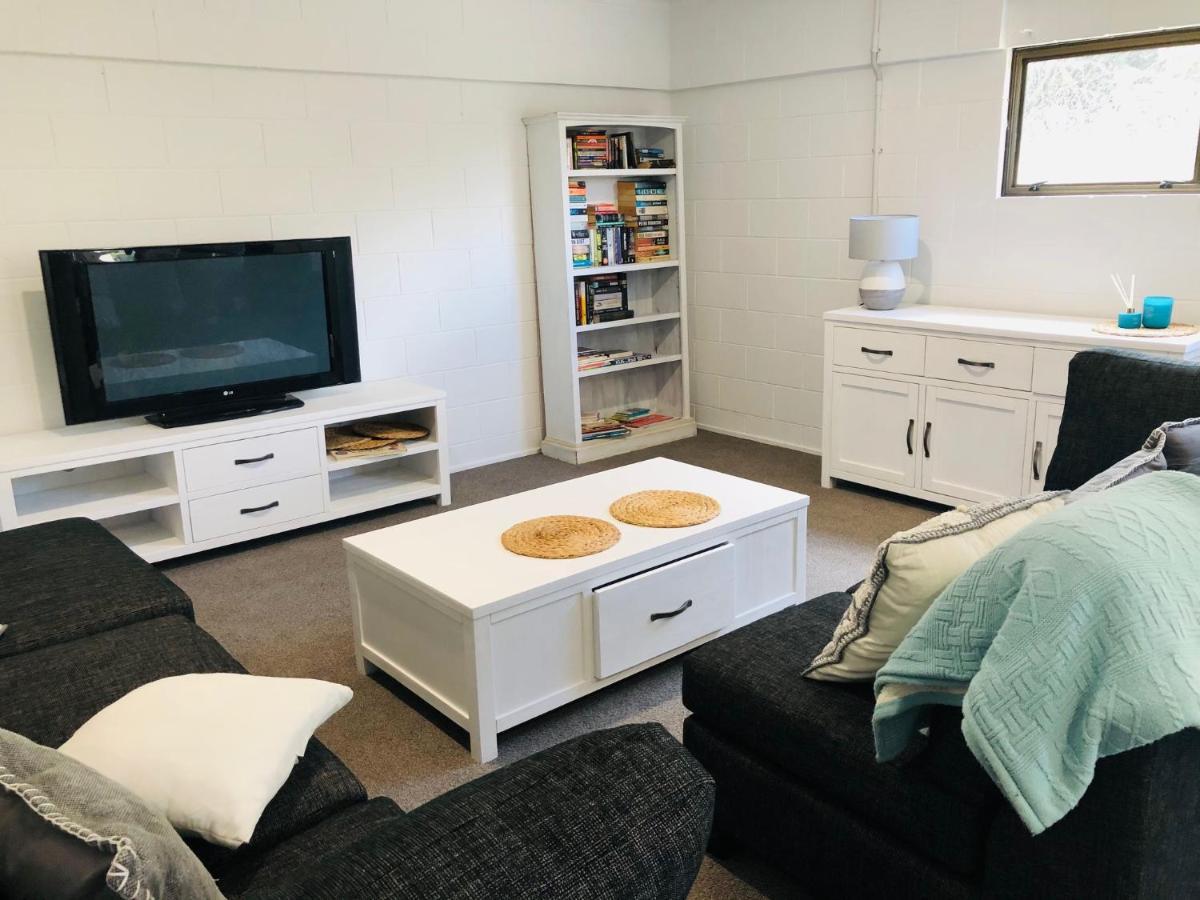 Waikaraka Beach, Spacious & Very Comfortable Whangarei Heads Exterior foto